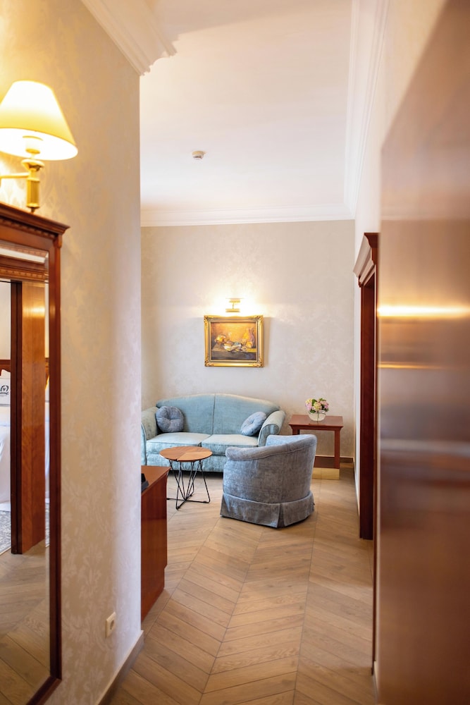 Waldinger Hotel 27/50