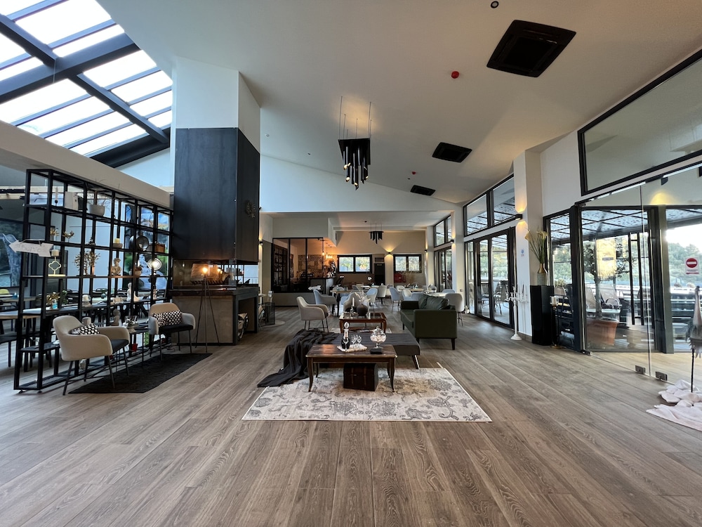 Koferita Hotel 48/58