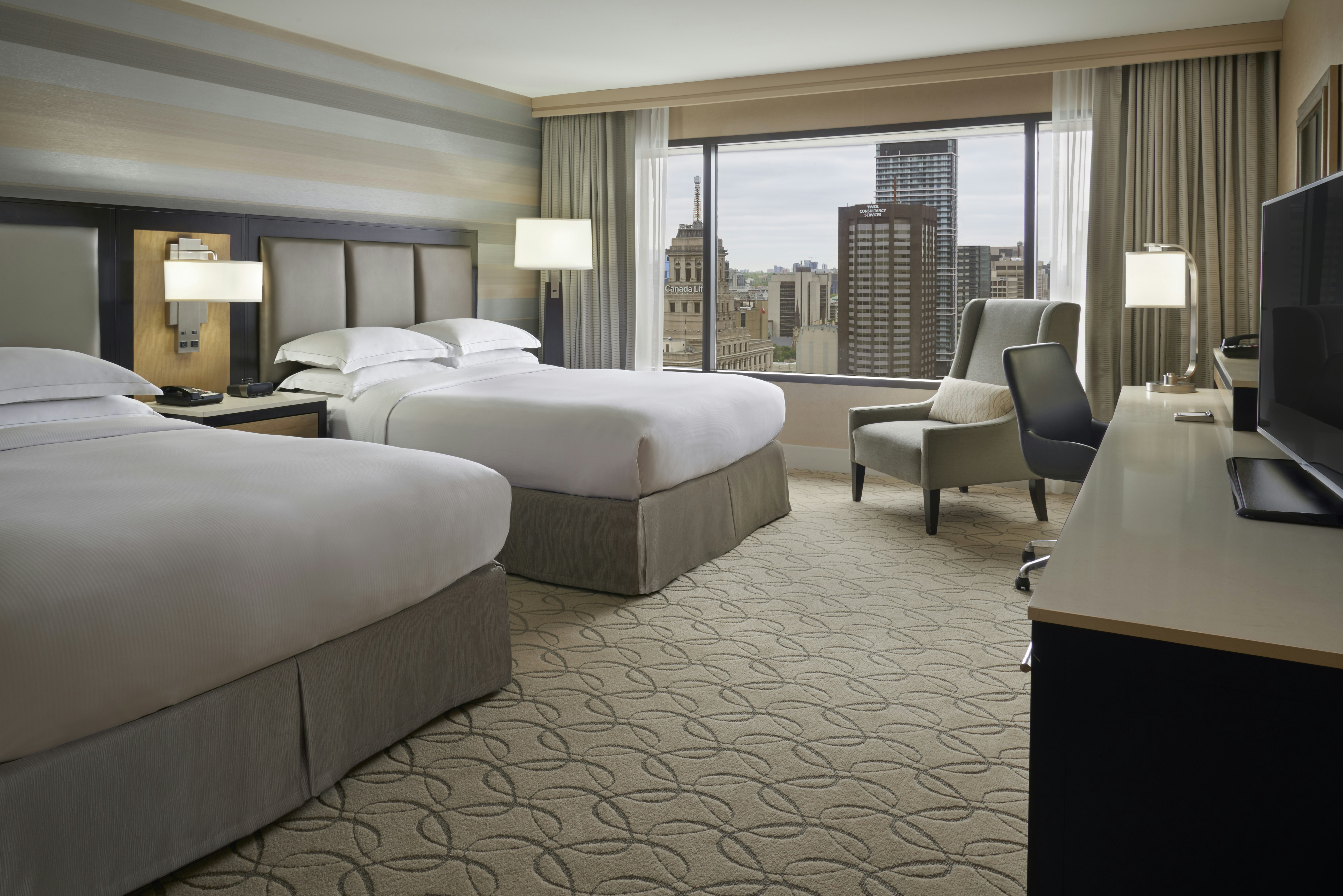 Deluxe, 2 Queen beds