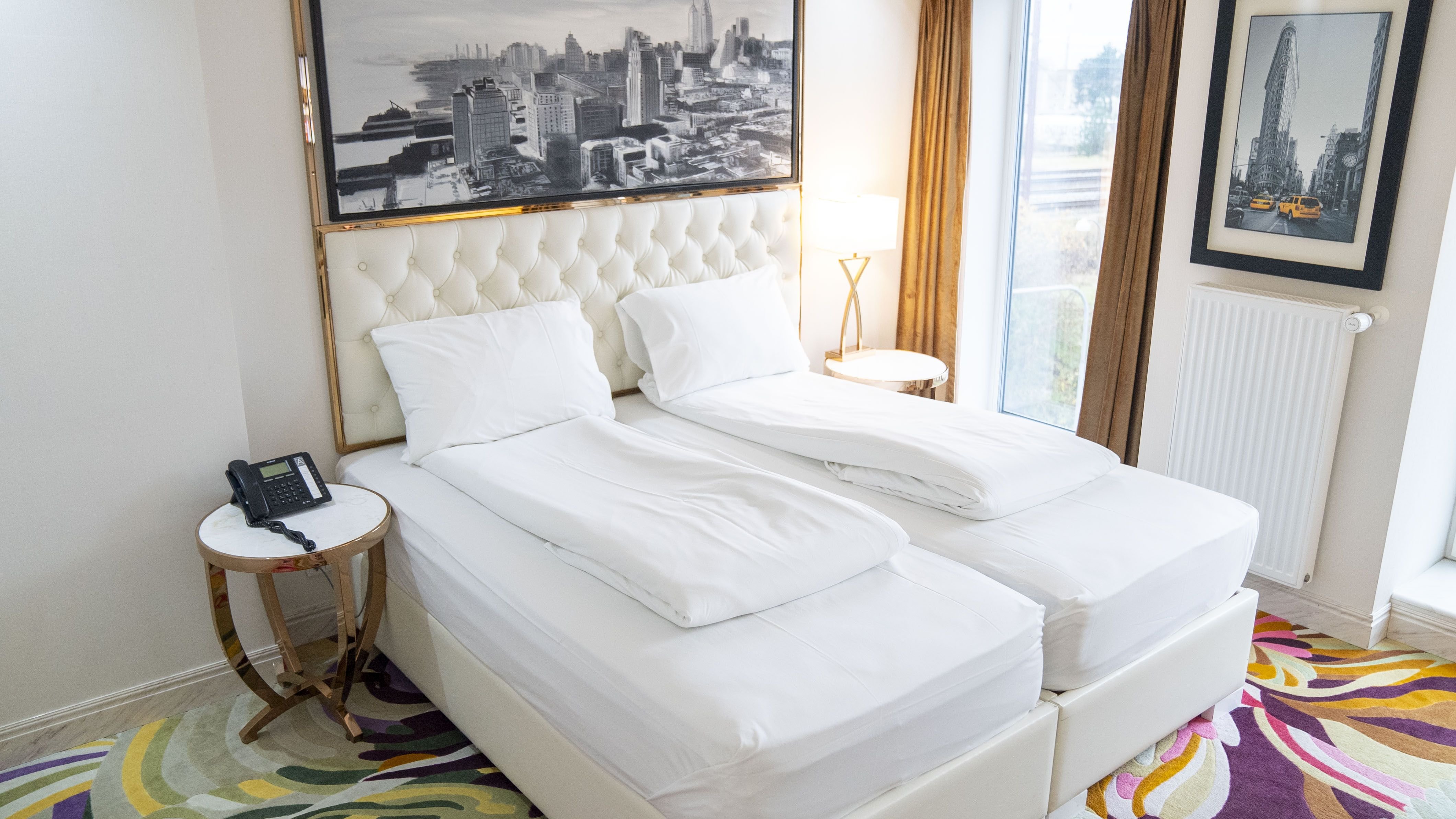 Room, Twin Beds