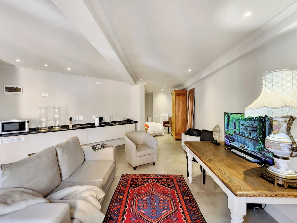 Rouge On Rose Boutique Hotel 28/49