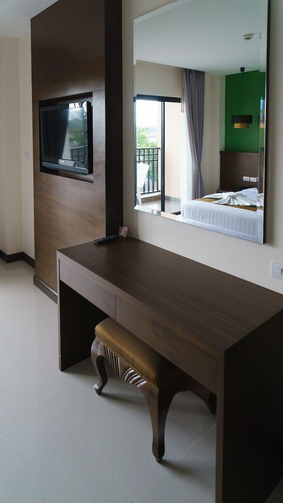 Visa Hotel Hua Hin 44/64