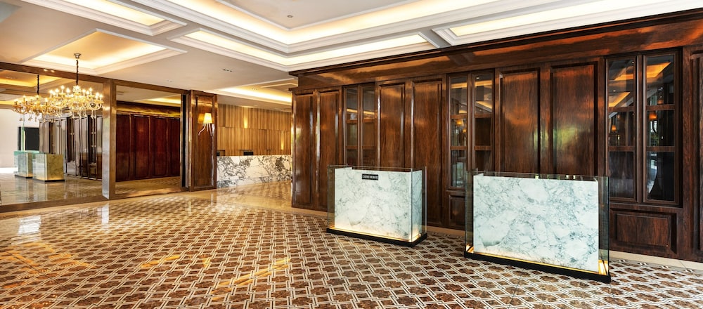 Le Venue Hotel 11/50