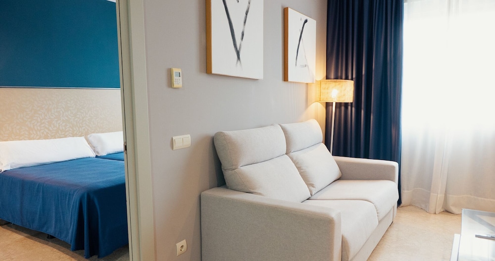 Apartamentos Vertice Sevilla Aljarafe 46/63