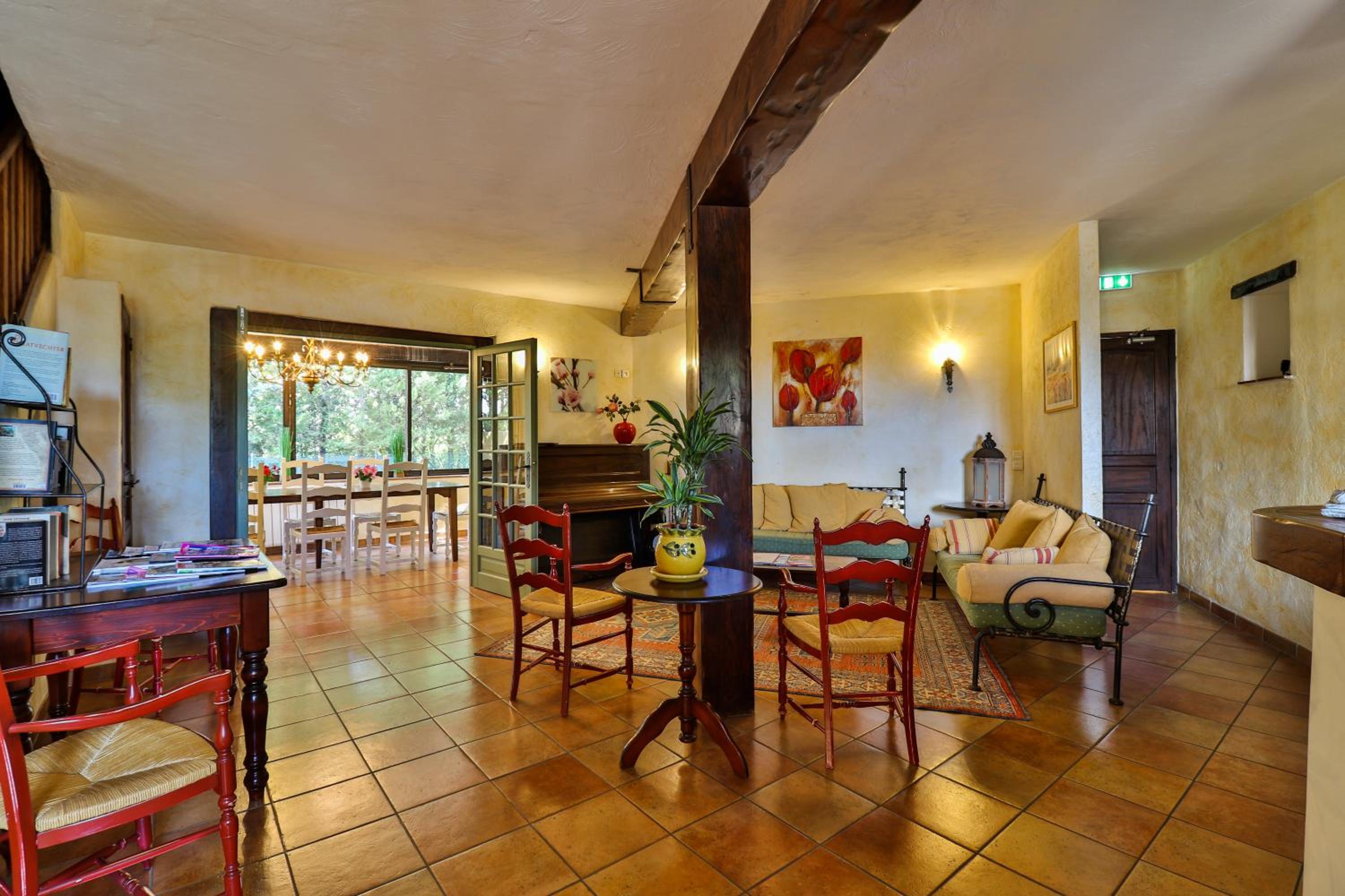 HOTEL L'ESTIRADO DES ADRETS 28/48