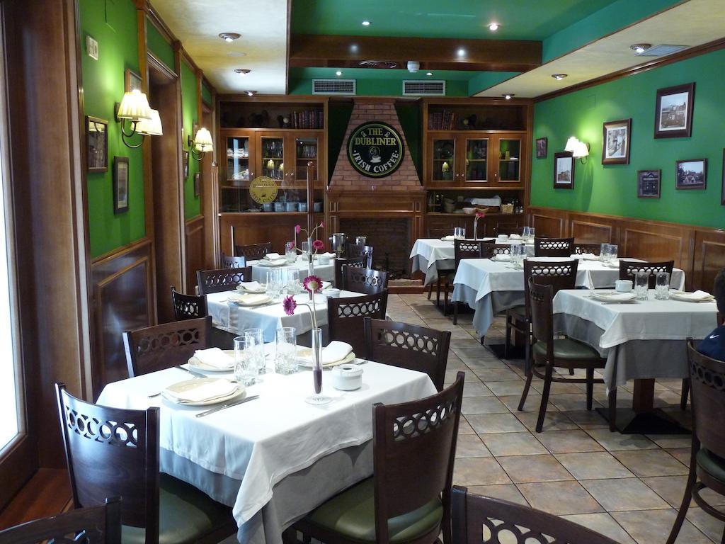 Hotel Jardin de Aranjuez 17/23