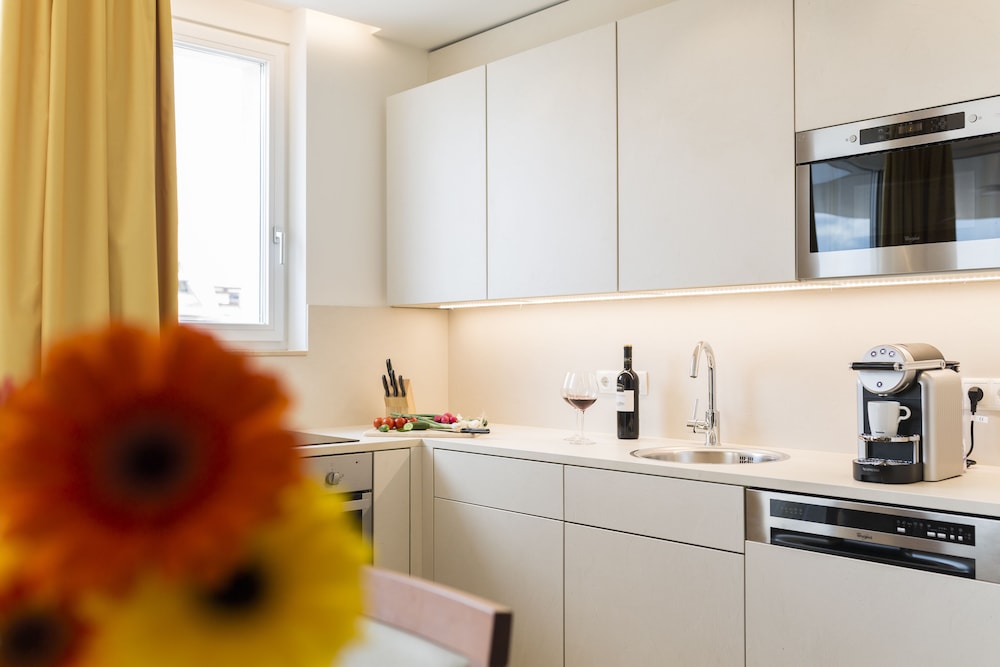 Vienna Grand Apartments Danube 52/55