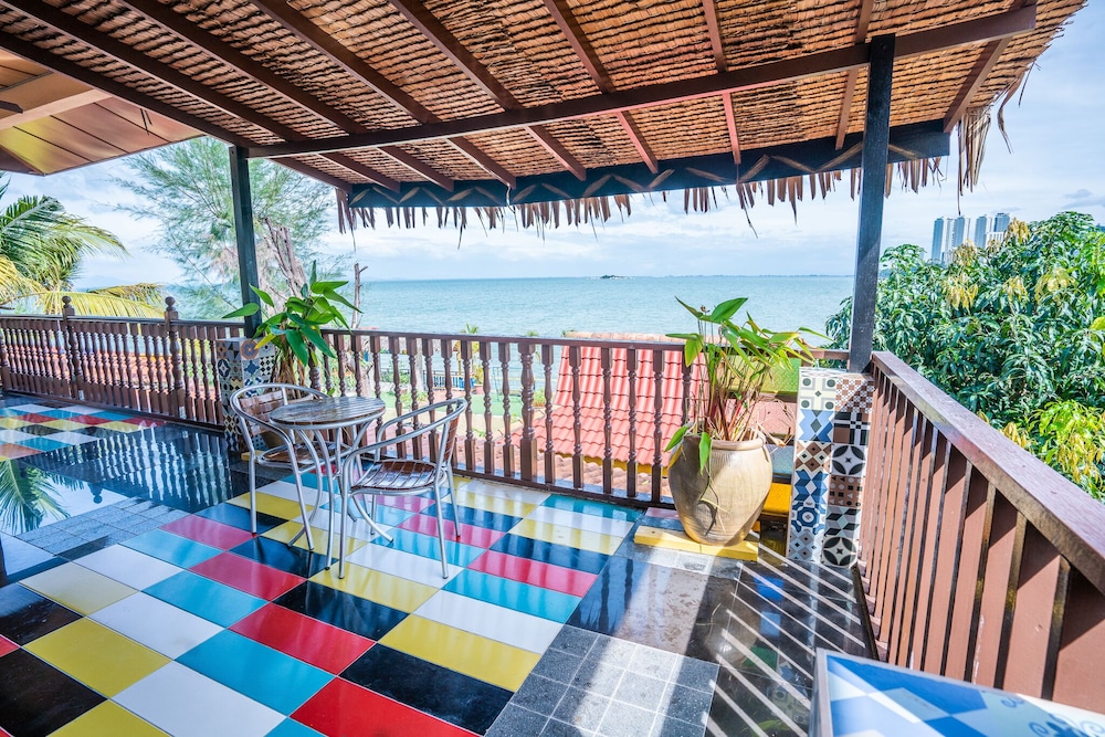 Lost Paradise Resort 73/81