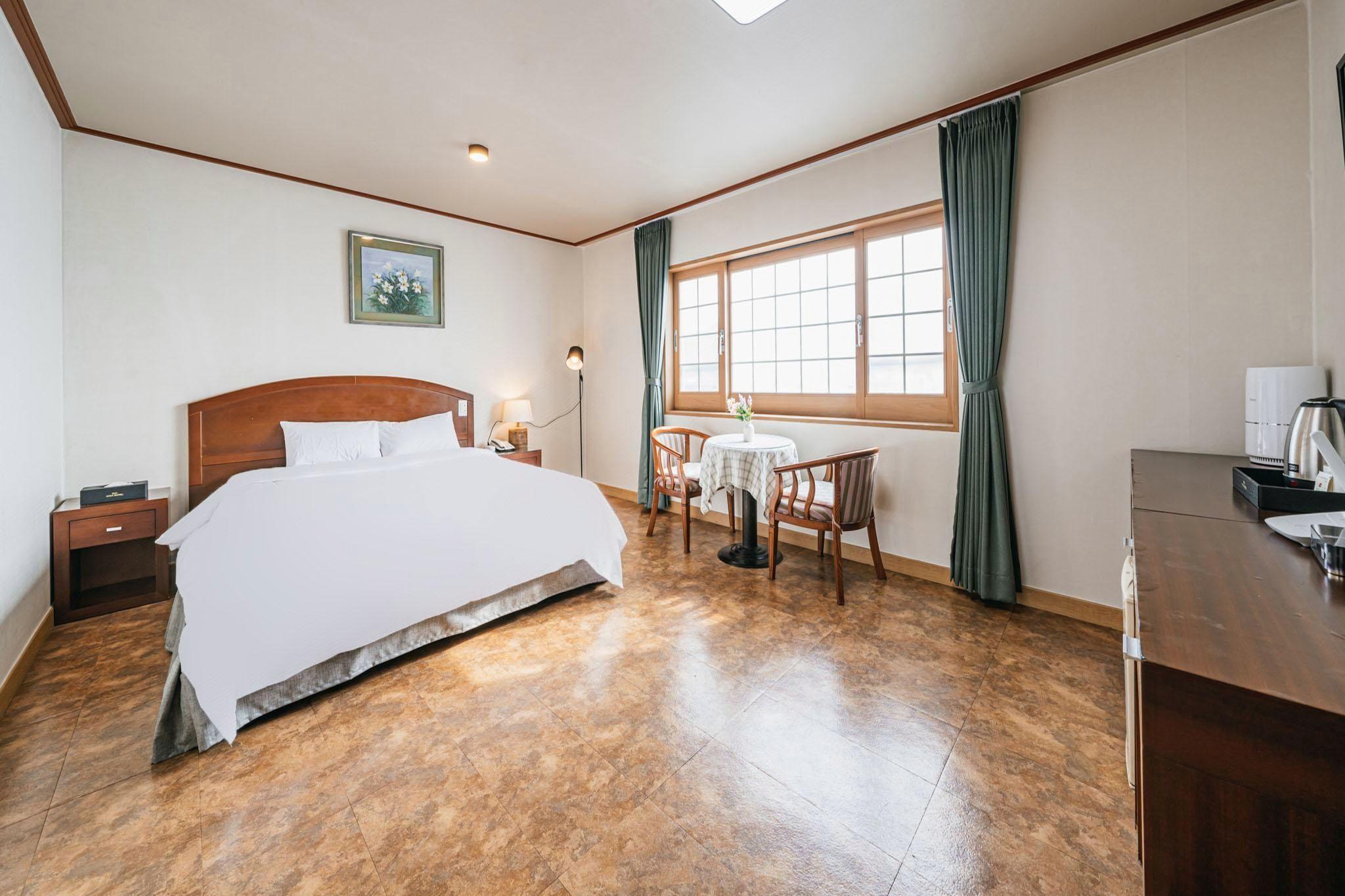 Jeju Golf Hotel 35/50
