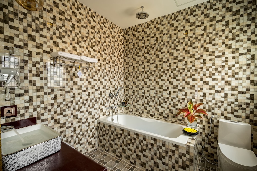 Beyond Yangon Boutique Inn 59/68