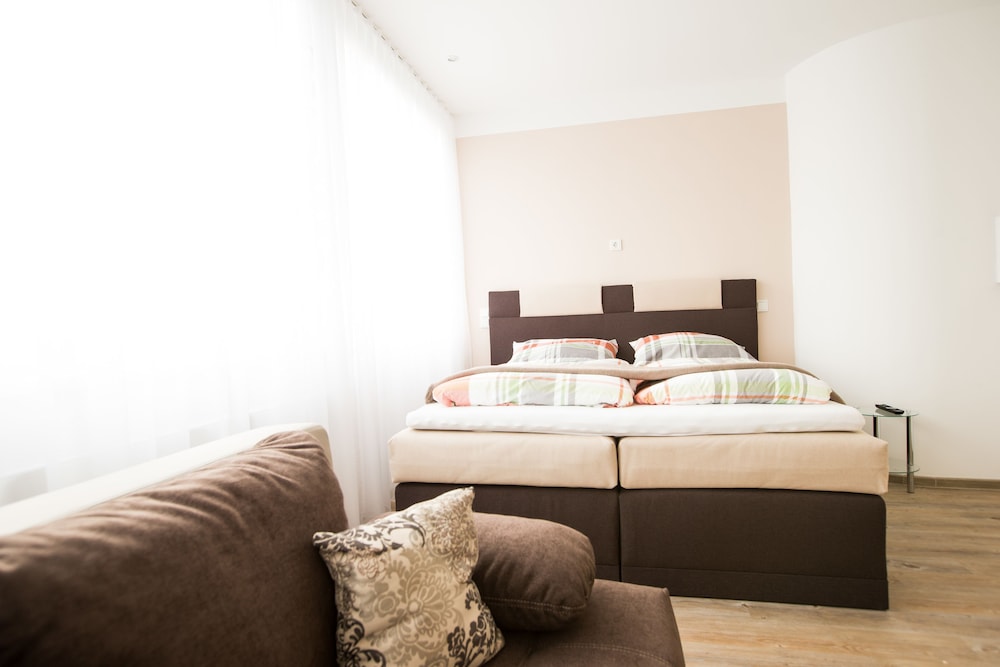 Design Sleepy Cologne 14/35