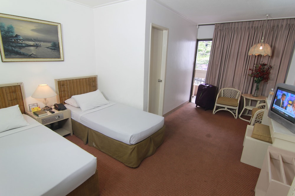 Hotel Supreme 15/35