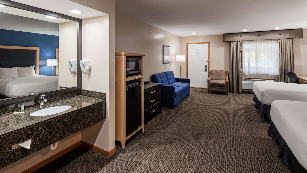 Best Western River Terrace 23/43