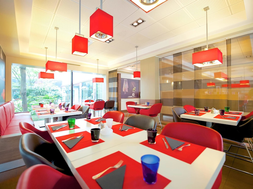Ibis Milano Centro 73/77