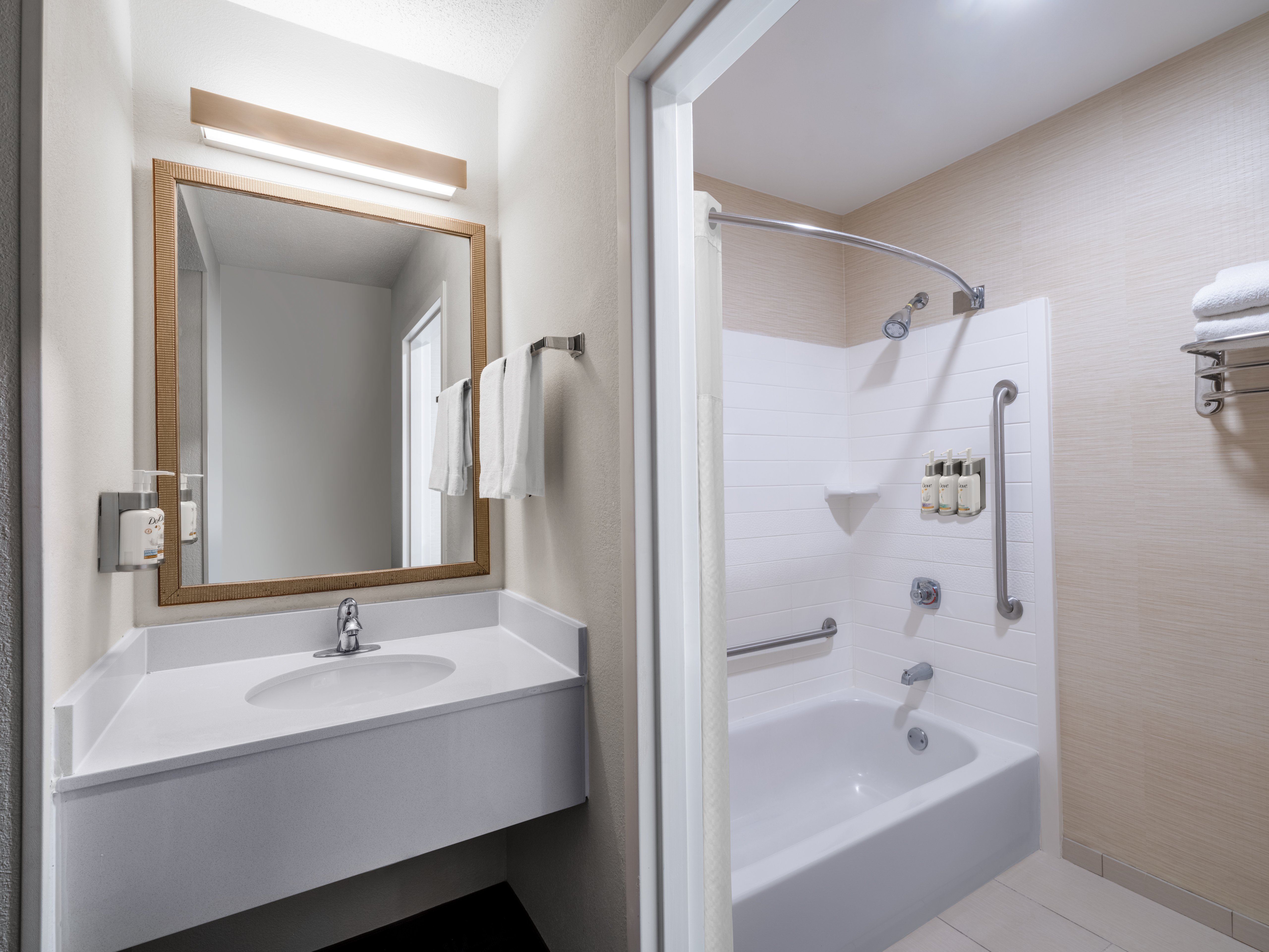 غرفة قياسية بسرير كينج، Fairfield Inn by Marriott Macon West 2/2