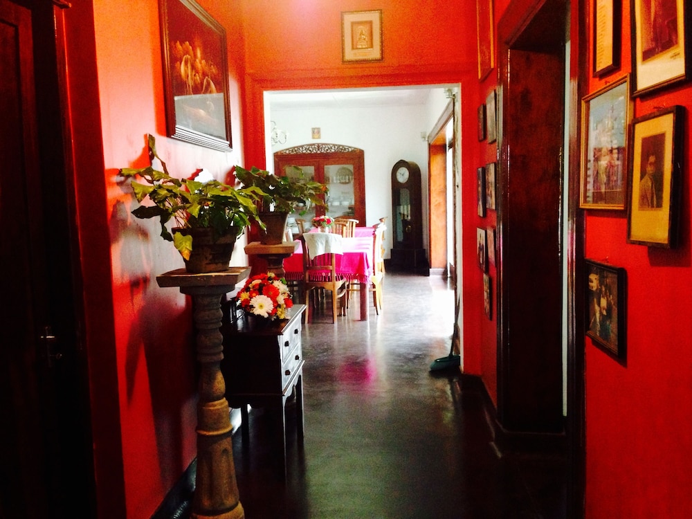 Yalegoda Walauwa Homestay 9/50