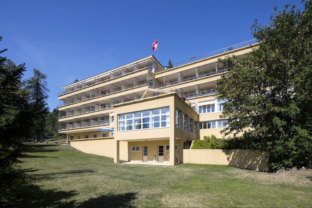 Youth Hostel Crans Montana 6/53