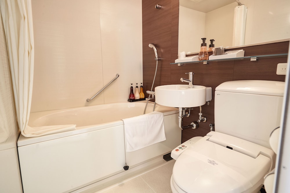 Hotel Yuquesta Asahibashi 48/50