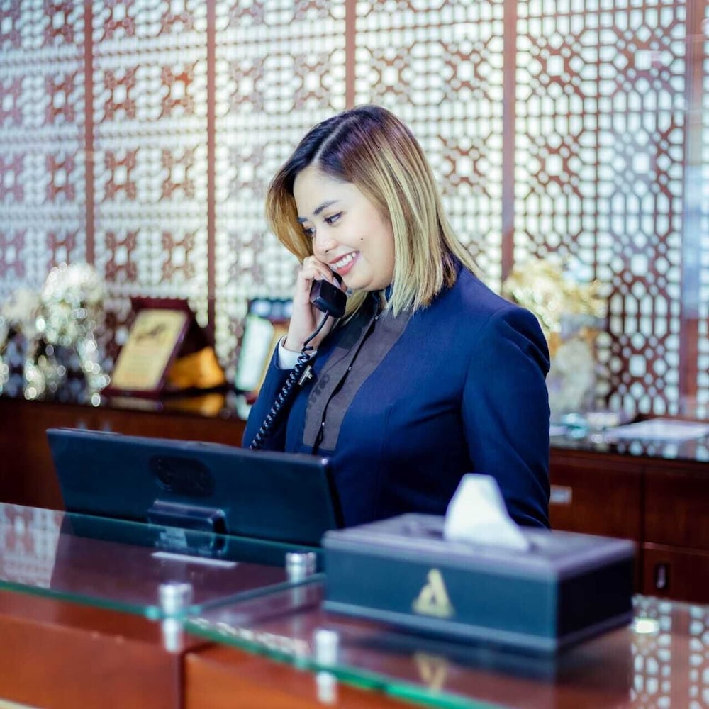 Arman Hotel 6/50