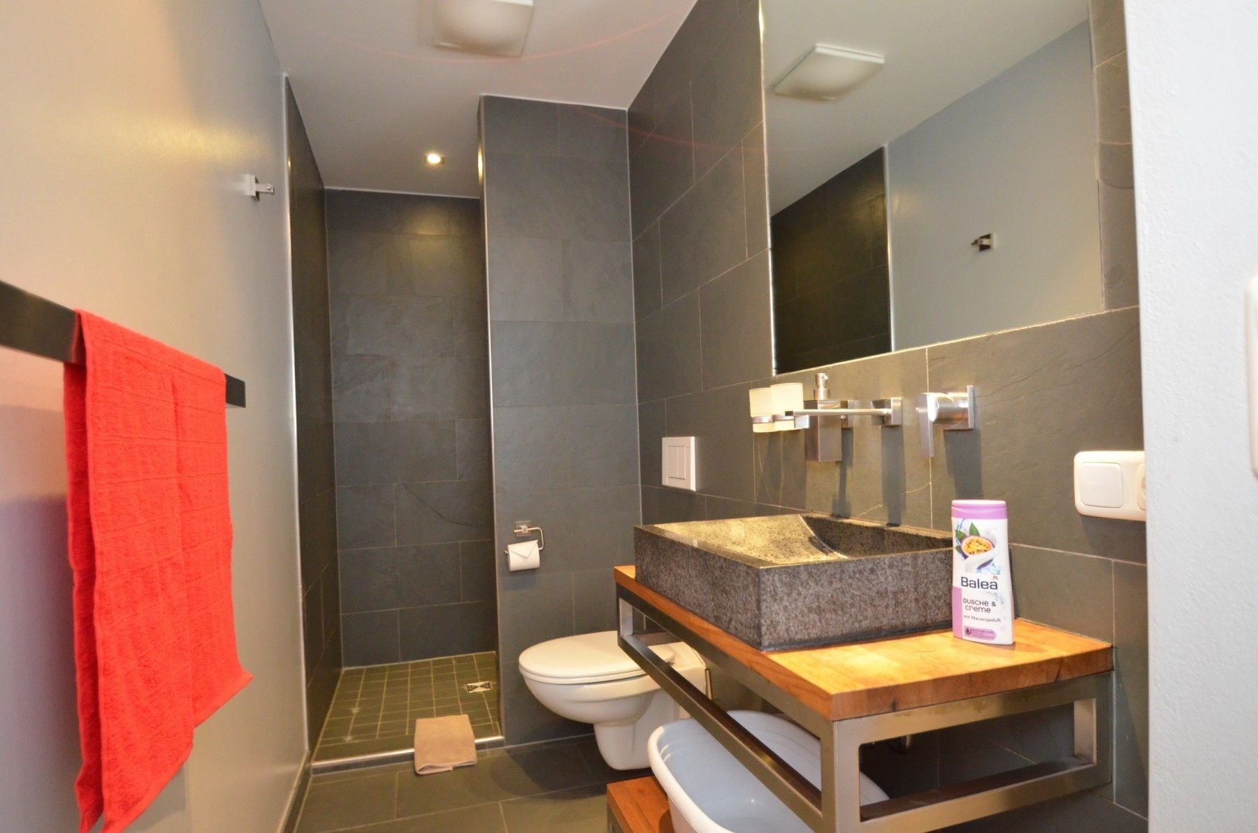 Top, Apartment, Double Bed, Sofa
