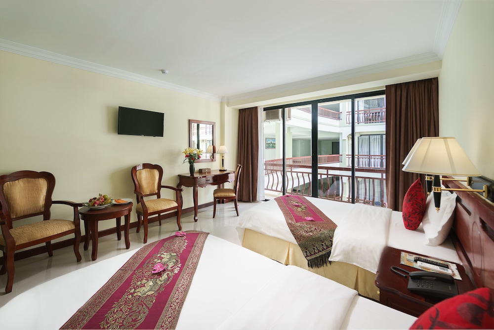 SMILING HOTEL AND SPA 26/50