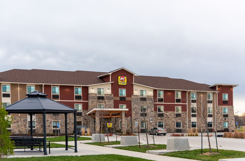 My Place Hotel-Overland Park, KS 5/40