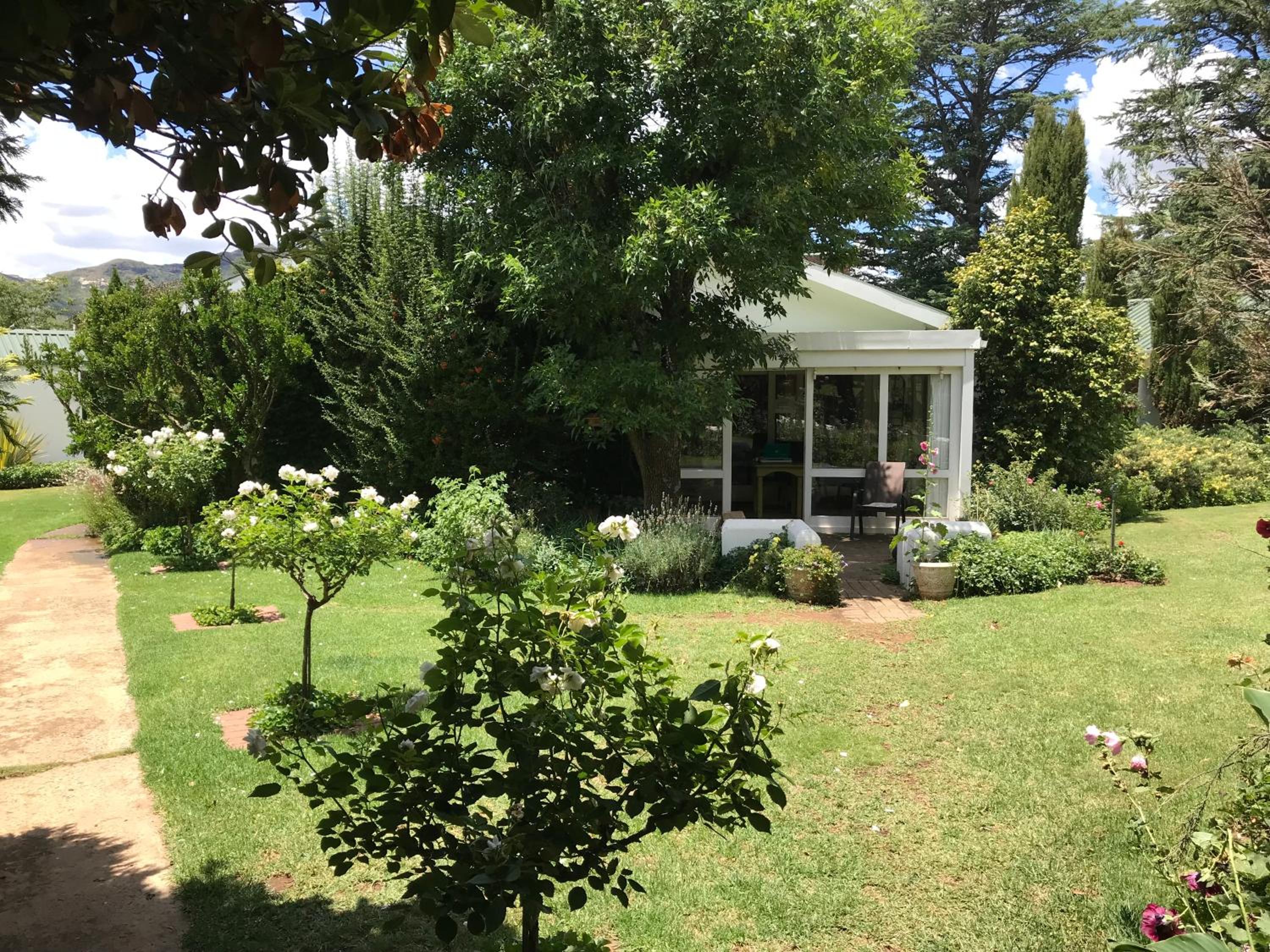 Rosewood Corner 13/18
