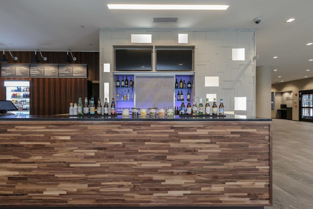 Courtyard By Marriott South Bend Downtown 2/52