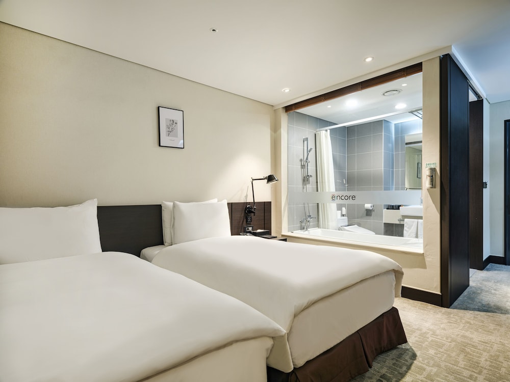 Ramada Encore by Wyndham CheonAn 19/50