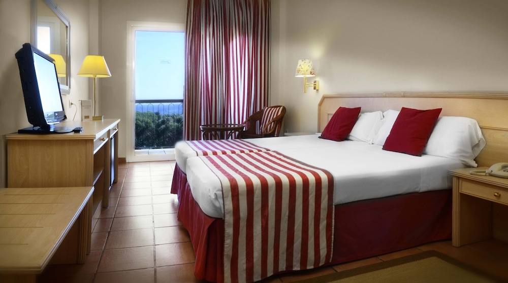 Luna Club Yoga & Spa Hotel 24/66