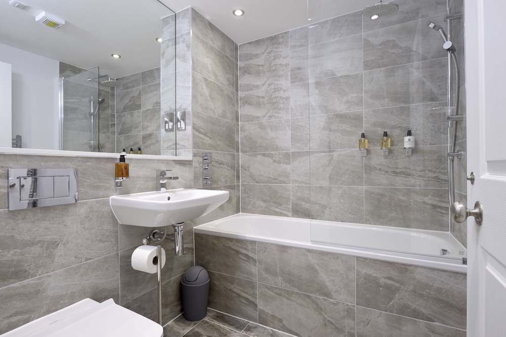 Destiny Scotland New Town Apartments 12/15