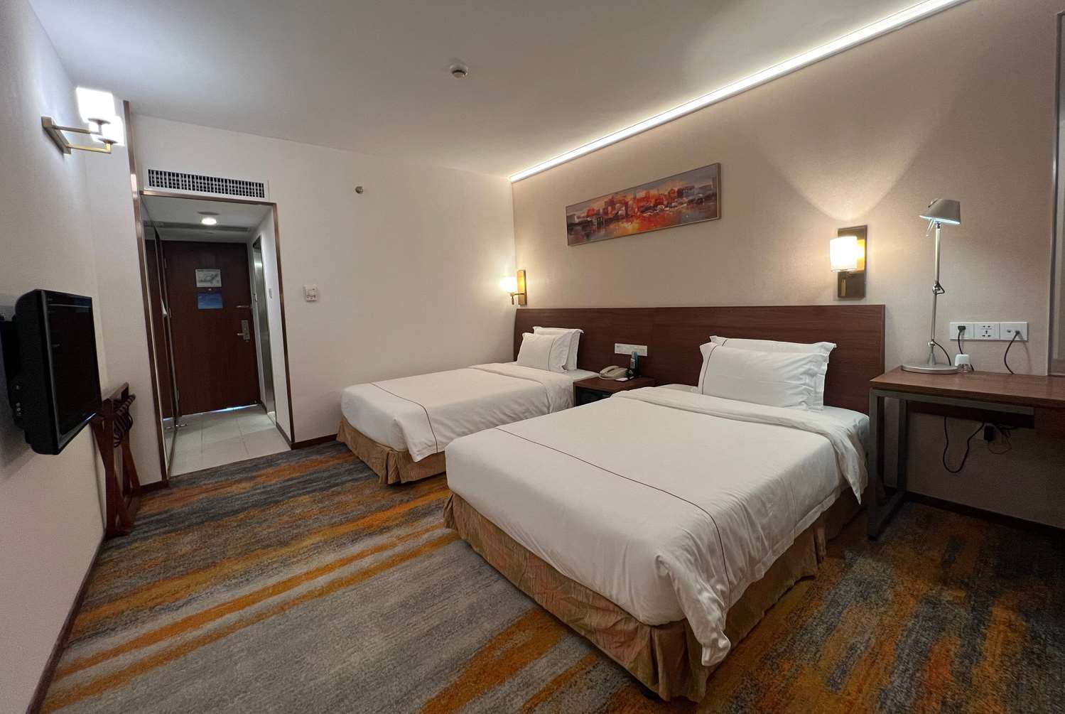 Days Inn by Wyndham Guangzhou 18/39