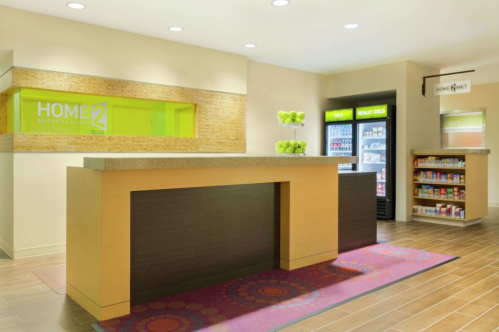 Lobby at Home2 Suites by Hilton Canton, CANTON - OH