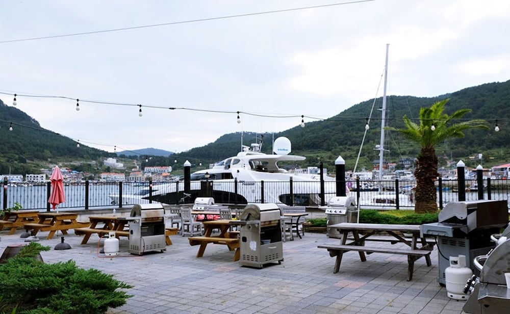 Hansan Marina Hotel Resort 49/63