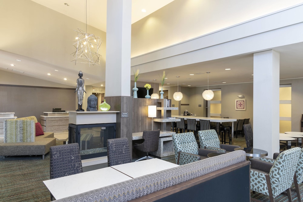 RESIDENCE INN AKRON SOUTH/GREEN 39/52