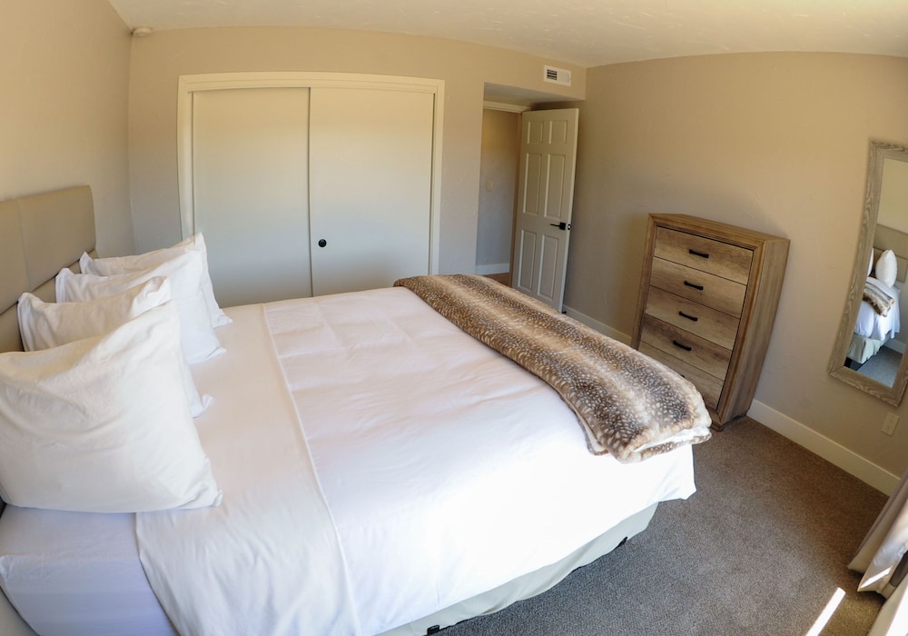 Royal Gorge Cabins 21/69