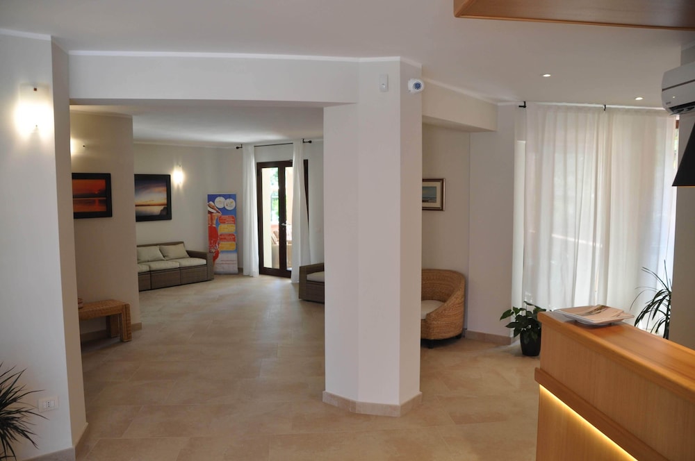 Green Village Resort 33/66