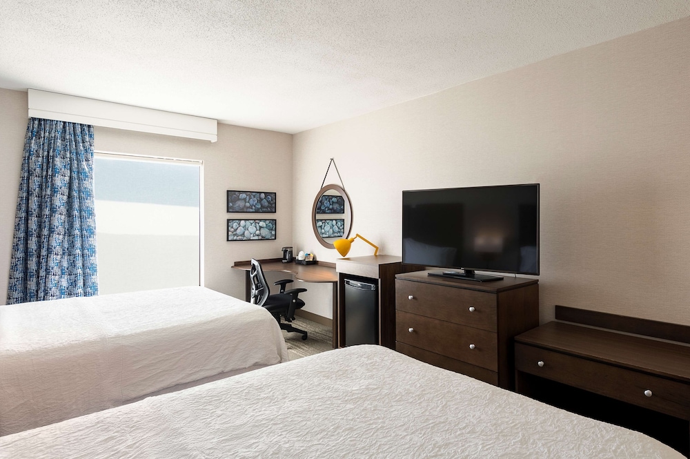 Hampton Inn Suites By Hilton Halifax Dartmouth 9/42