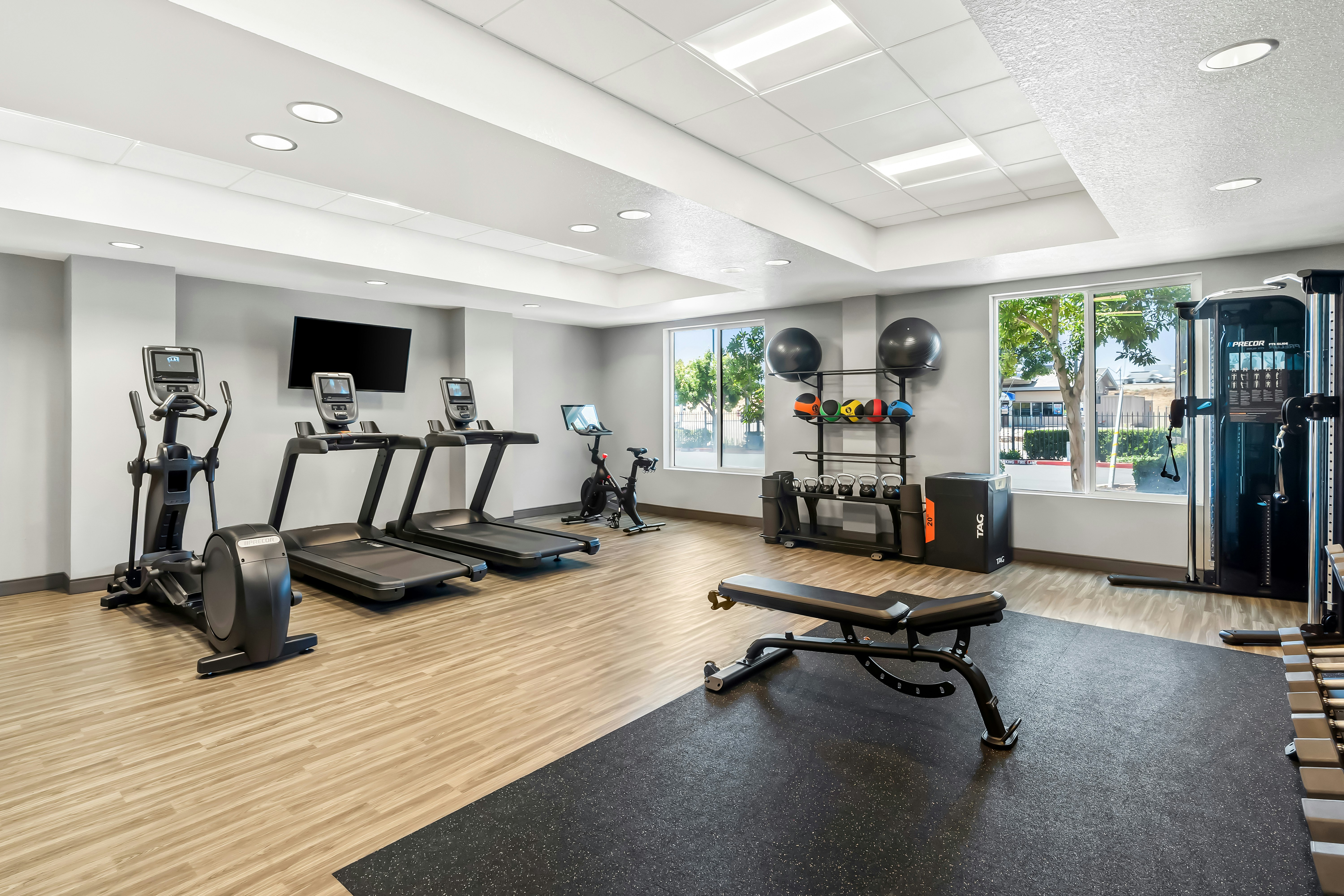 Hampton Inn and Suites Lathrop 29/61
