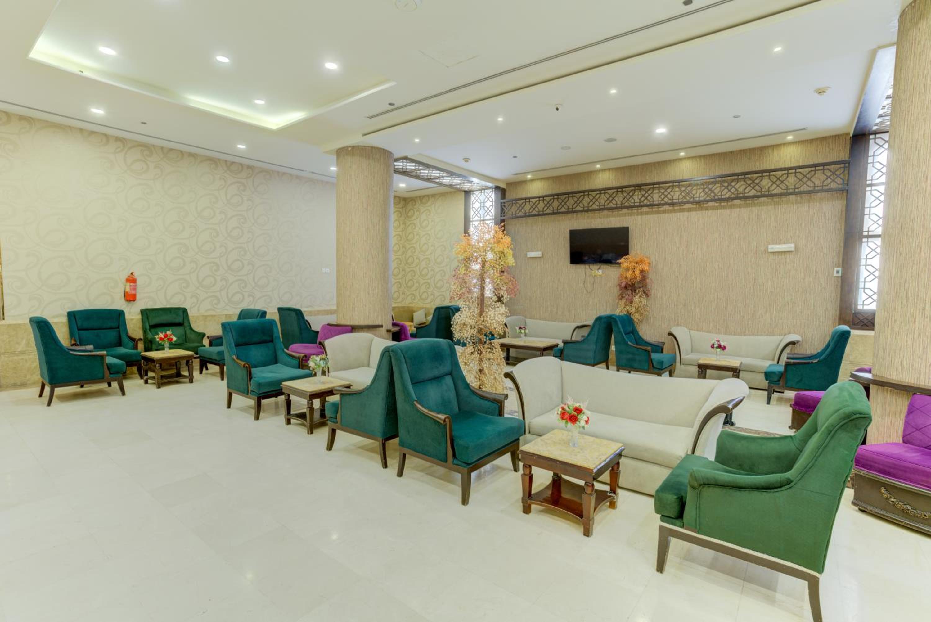 حياة بلازة(Hayat Plaza Hotel) 40/55