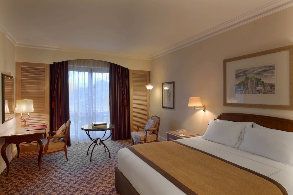 Sheraton Addis 15/81