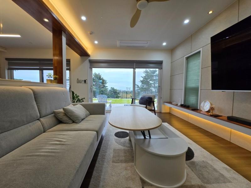 Gangneung Gyeongpo Cabin Pension 11/16