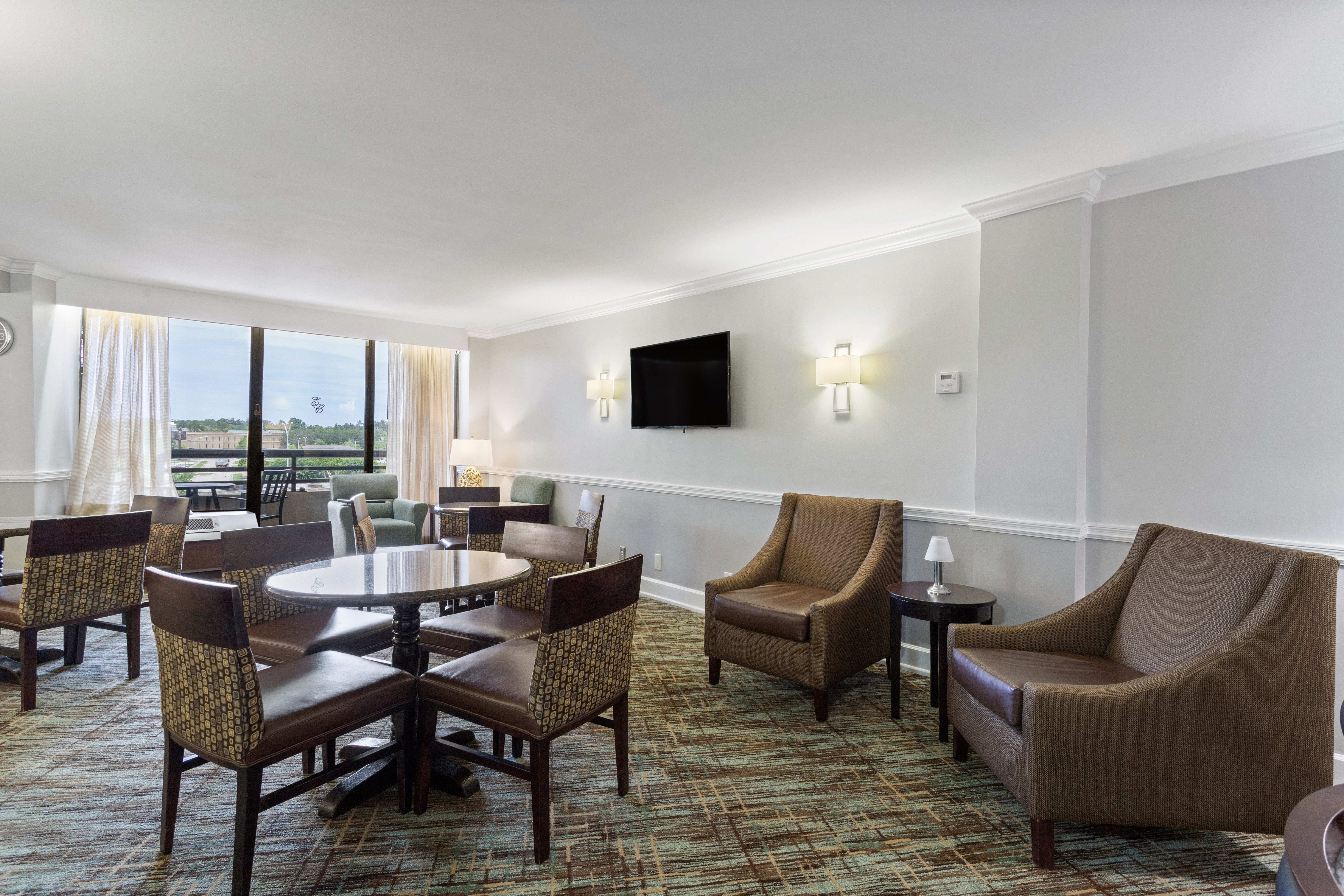Crowne Plaza Executive Center Baton Rouge, an IHG Hotel 46/79