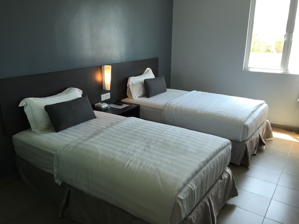 STANDARD, TWIN BEDS