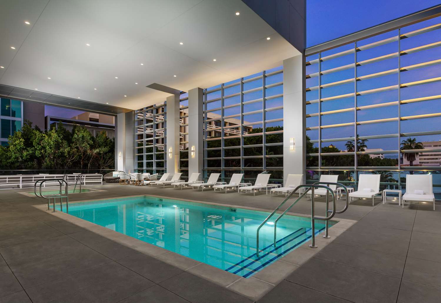 swimming pool spa