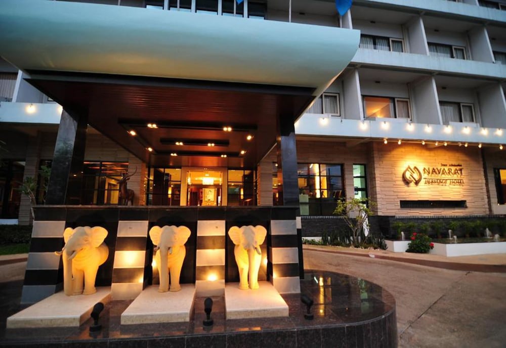 Navarat Heritage Hotel 1/24