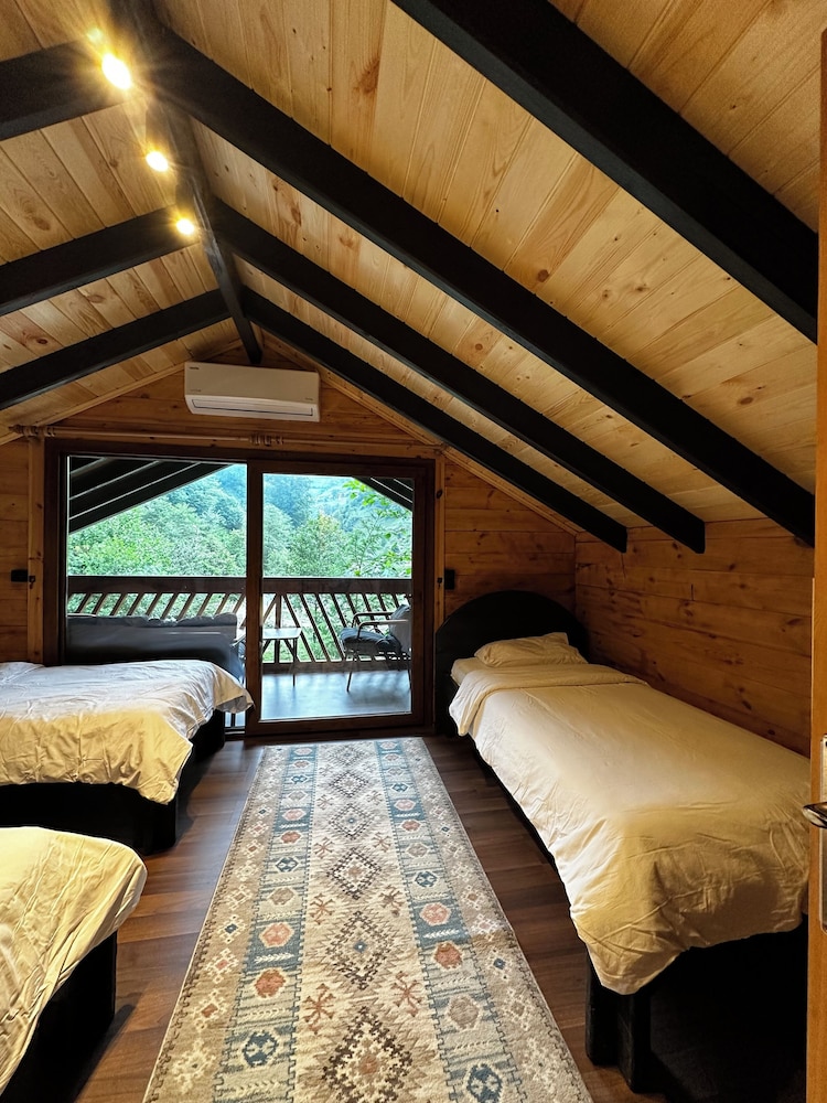 2 Bedrooms, Family, Chalet, 2 Double and Twin Beds, 2 Sofa