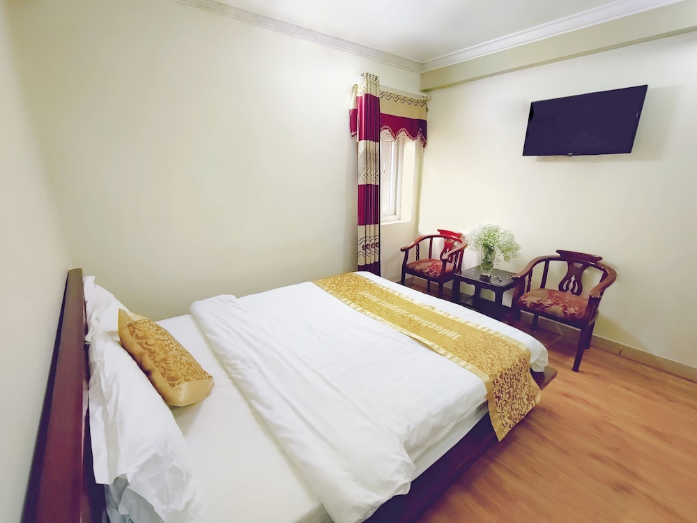Indochina Airport Hotel 25/45