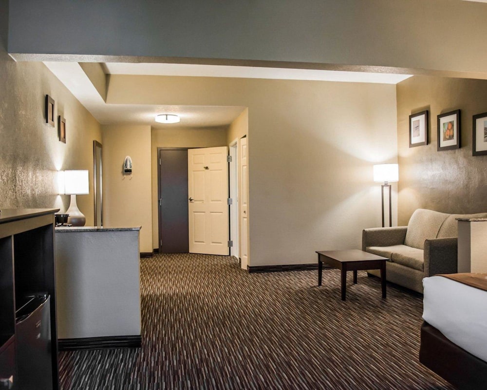 Comfort Suites Clearwater - Dunedin 26/38