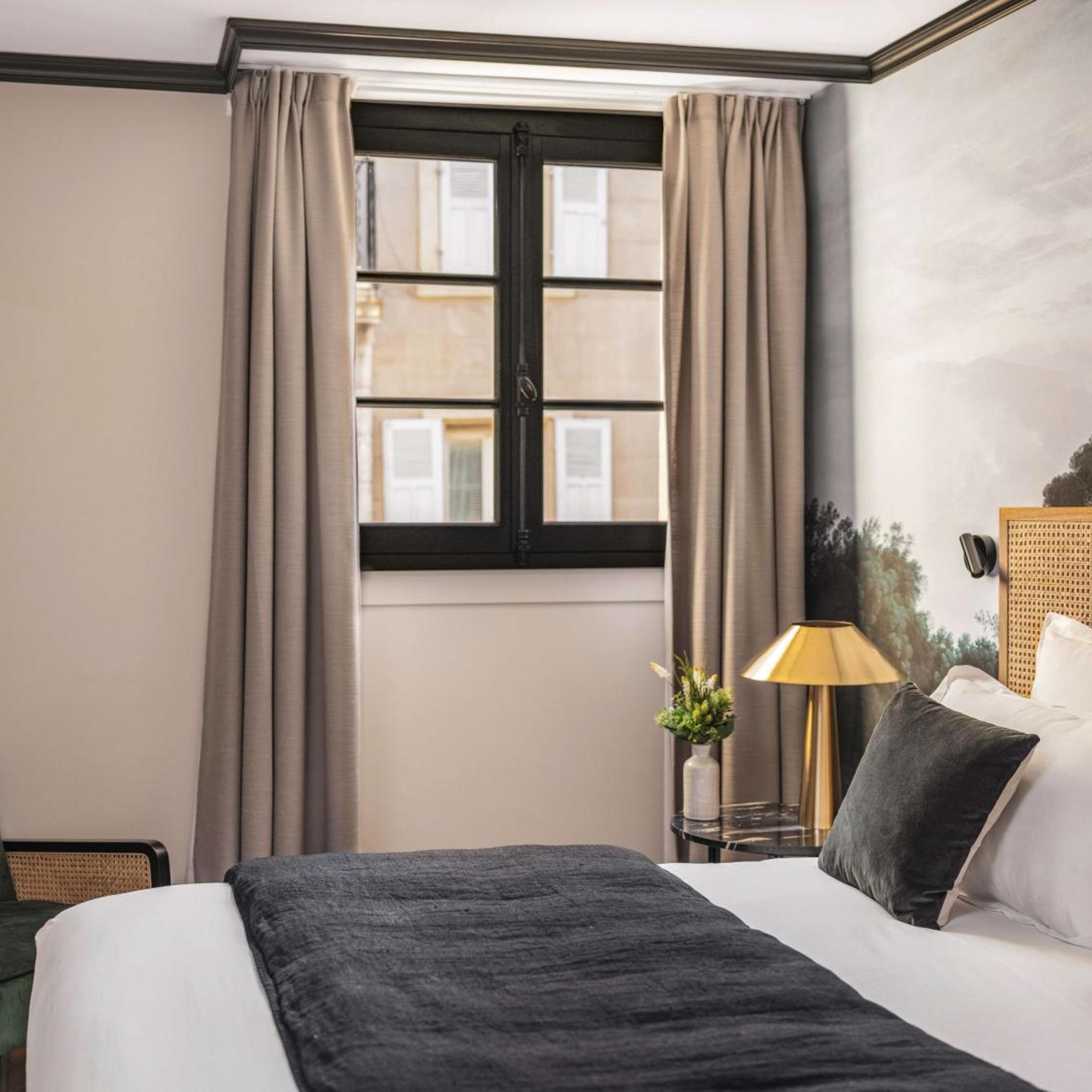 Comfort, Double Bed, Maisons du Monde Hotel & Suites - Marseille Vieux Port 4/8